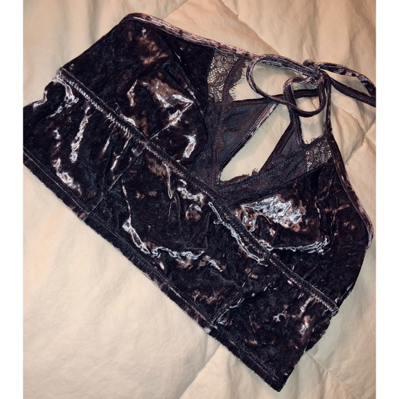 Satin Bralette 🌚 - Picture 3 of 5